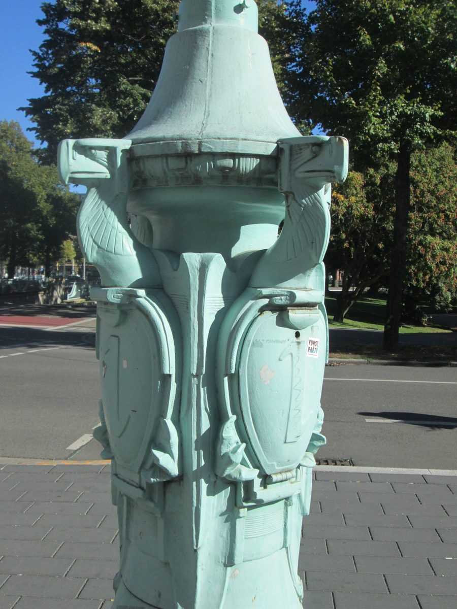Friedrichsplatz mit Wasserturm im Jugendstil-Stadtteil Oststadt